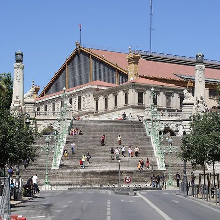Thubaneau St Charles Canebiere Vieux Port Marsilya Dış mekan fotoğraf